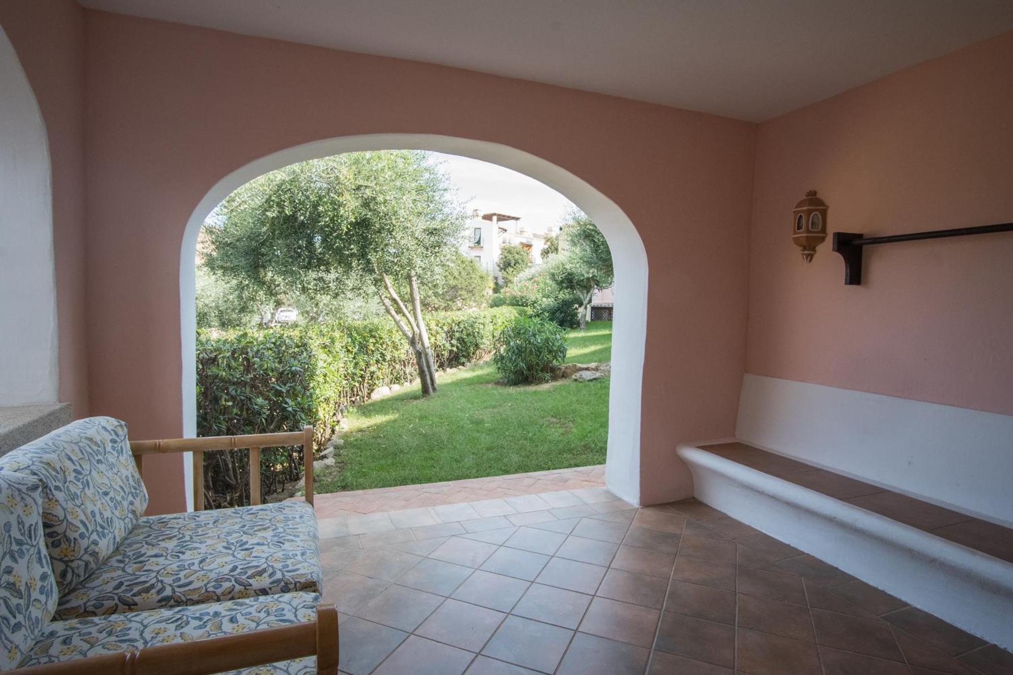 Il Giardino Degli Oleandri Aparthotel Liscia di Vacca Exterior foto
